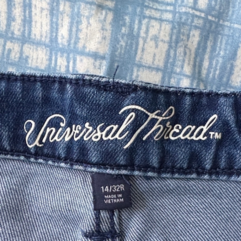Universal Thread Indigo Denim Belted Wide Leg High Rise Cropped Jeans - Picture 6 of 14